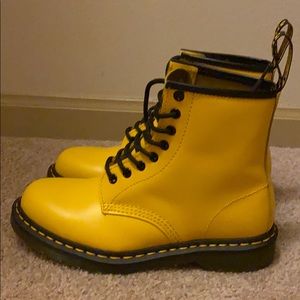 Women’s size 8 yellow Doc Martens
